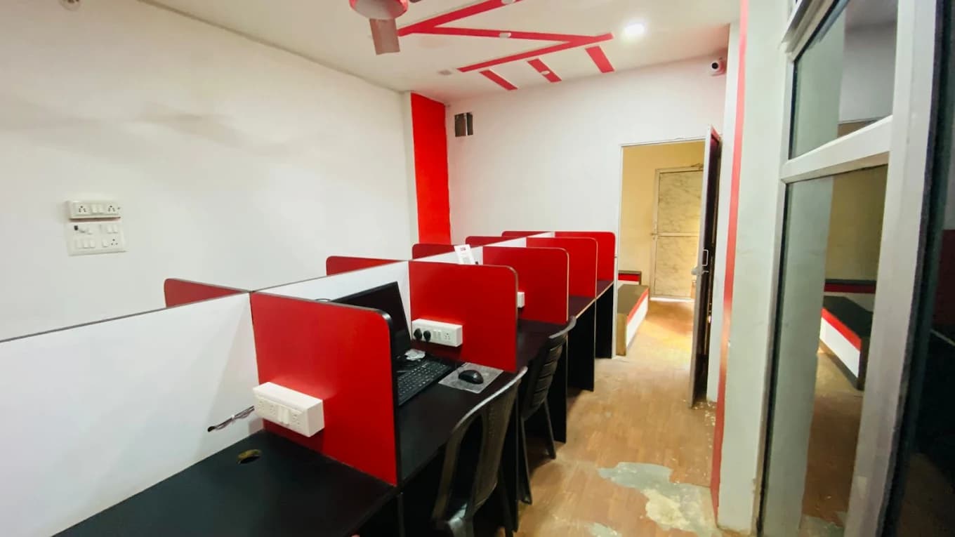Team workstations at the FC PROPERTY LLP office