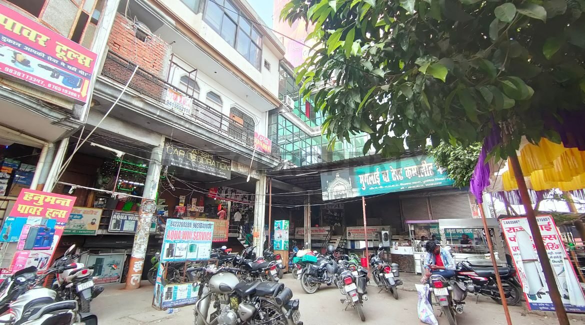 Shop for Rent in Dilkush Plaza, Purnia Tiraha