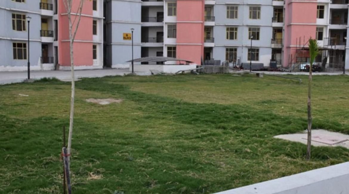 2 BHK Flat for Rent in Srishti Apartments