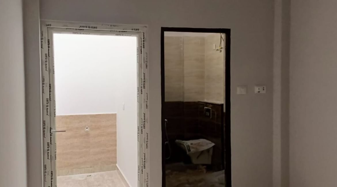 3 BHK Row House for Sale at Kursi Road