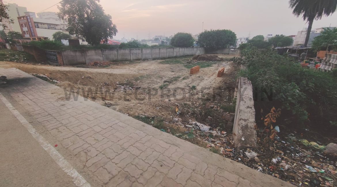 Residential & Commercial Plot for Sale in Kursi Road