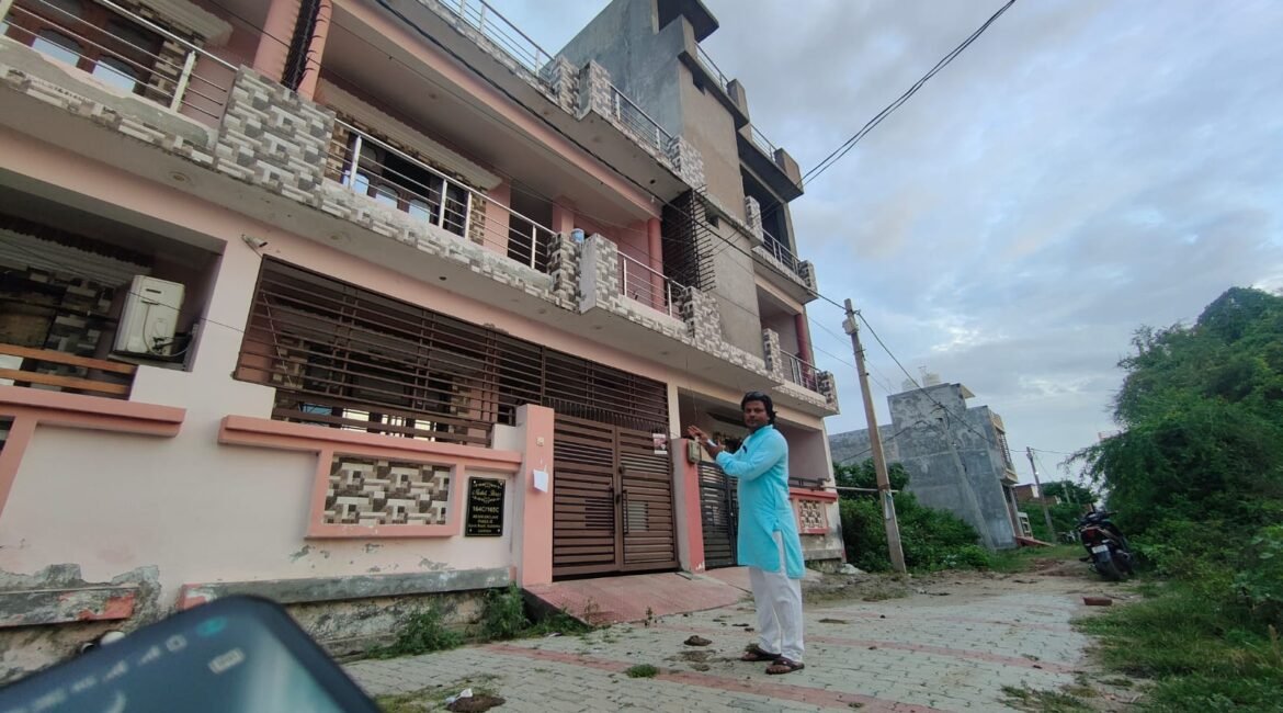 Spacious 3 BHK Resale House | 800 Sq. Ft. Land | Arjun Enclave, Lucknow
