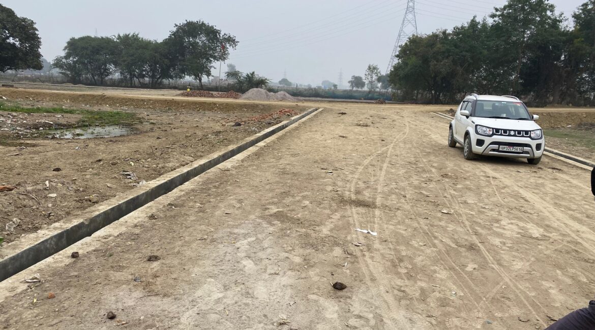 Plot for Sale Residential in Near Sports College Kursi Rd Lko