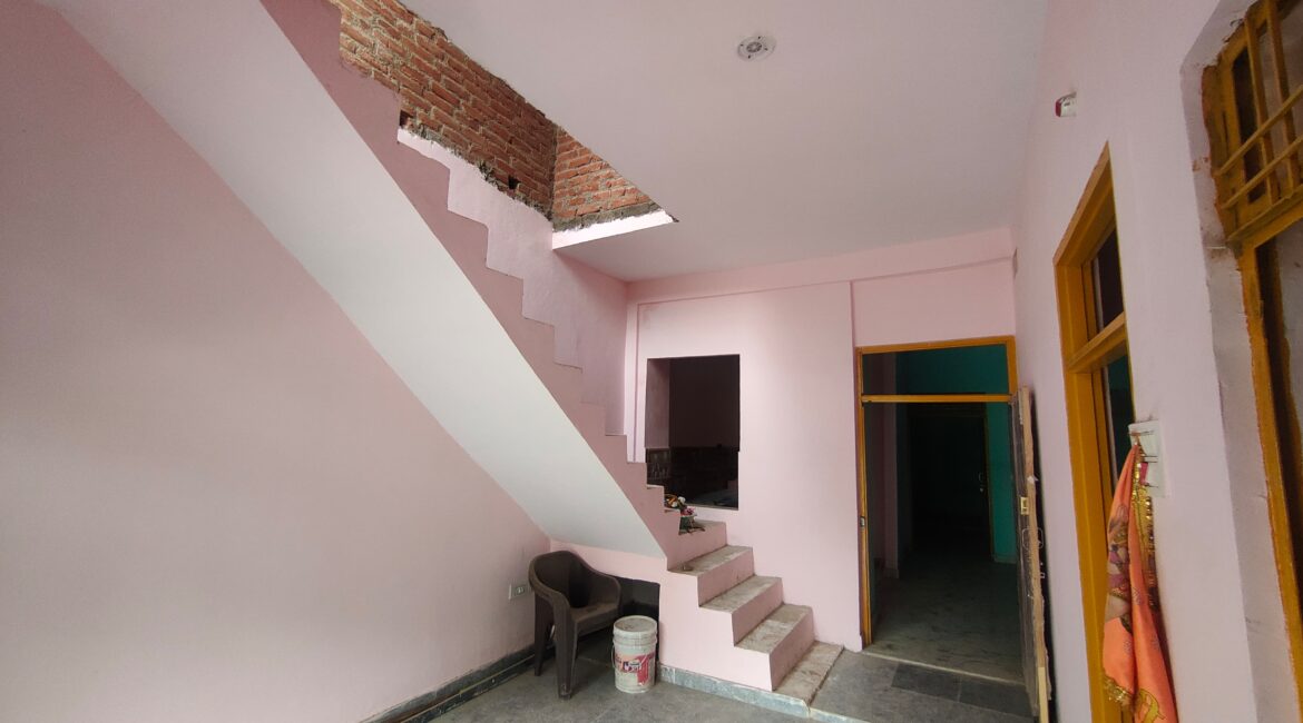 3 BHK HOUSE FOR SALE MISHRPUR PULIA NEAR SS GRAND HOTEL