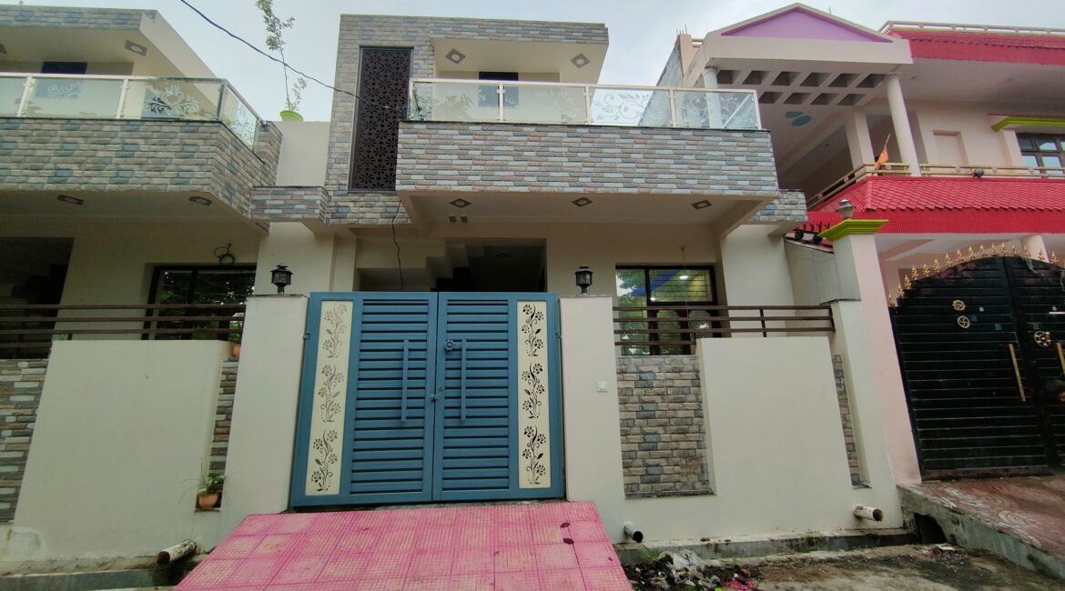 2bhk house for sale in IIM Road Balaji enclave near by sd palace